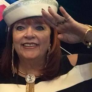 Meet your Posher, Stanlee